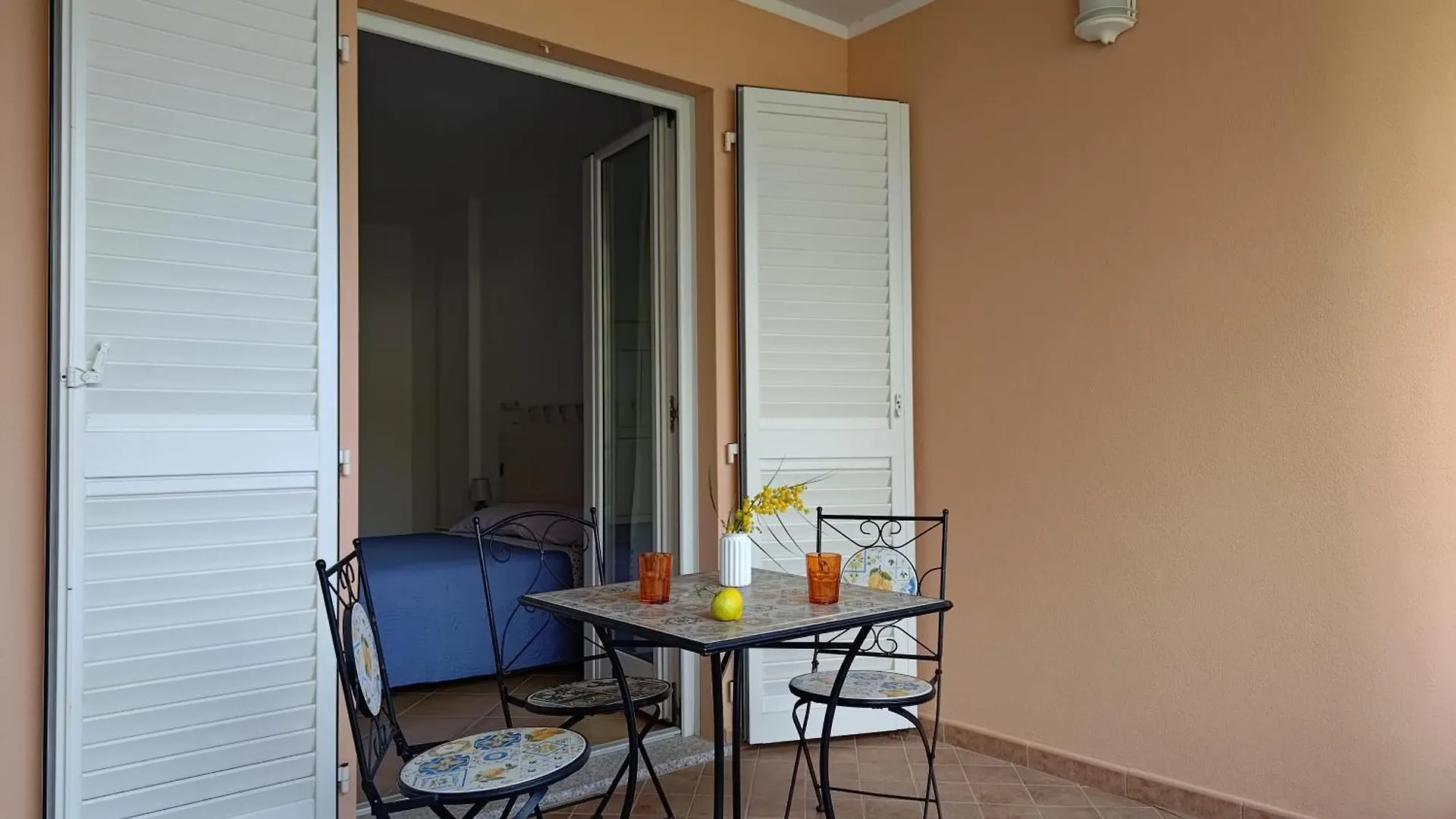 Pan Di Zucchero Nebida Apartment